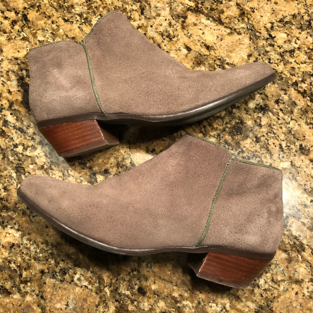 Crown Vintage Booties